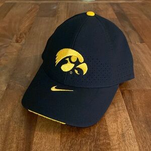 NWOT Nike Iowa Hawkeyes Ball Cap